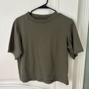 All in Motion Olive Short Sleeve Tee